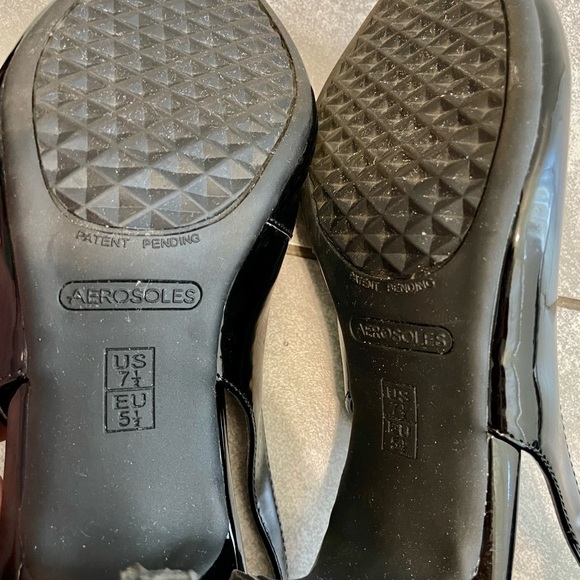 Womens shoes in size 7.5 - Picture 4 of 9